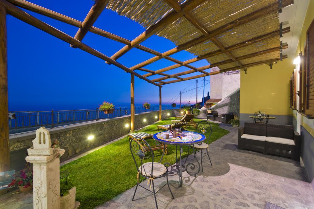 フローレ La Mela Blu Bed & Breakfast エクステリア 写真