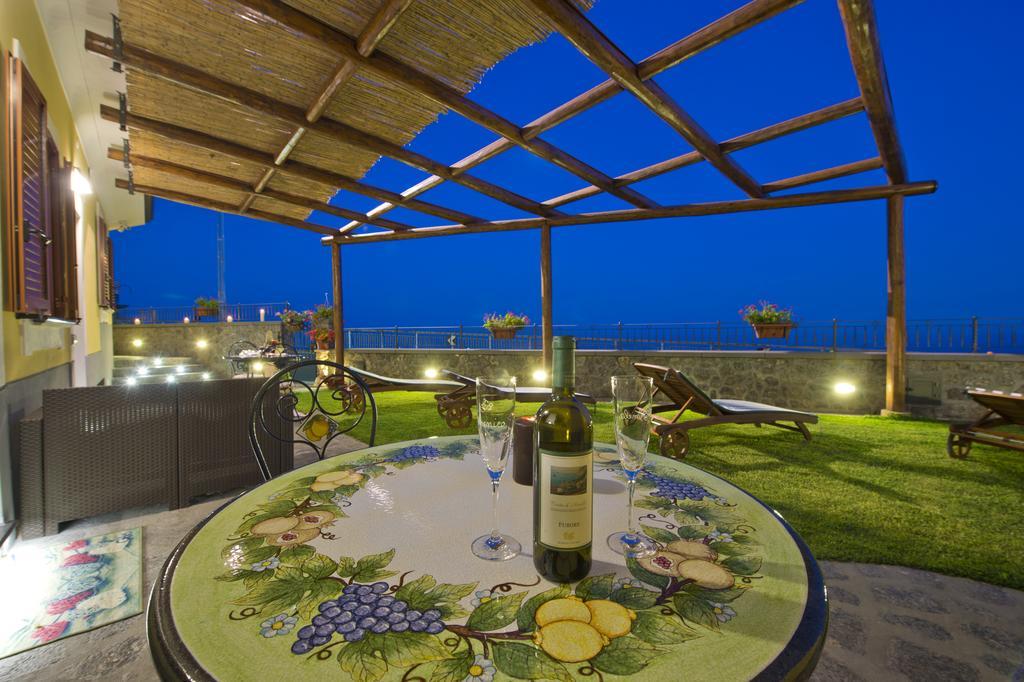 フローレ La Mela Blu Bed & Breakfast エクステリア 写真