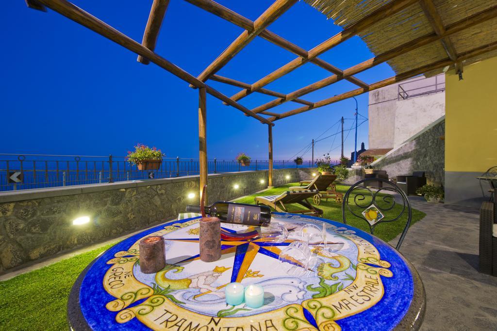 フローレ La Mela Blu Bed & Breakfast エクステリア 写真