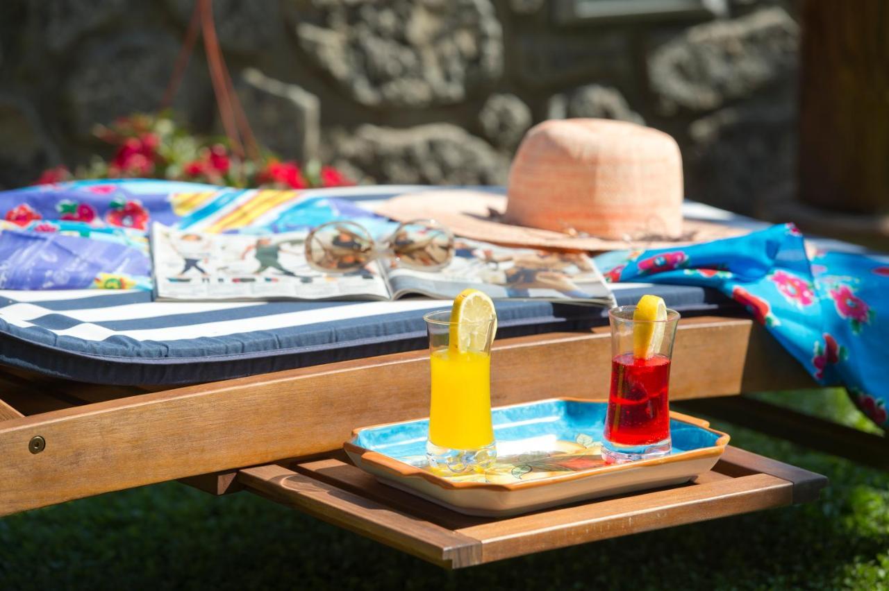フローレ La Mela Blu Bed & Breakfast エクステリア 写真