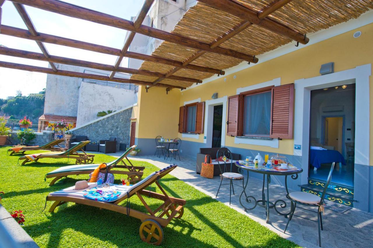 フローレ La Mela Blu Bed & Breakfast エクステリア 写真